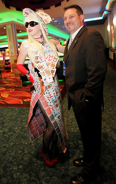 Raise NY gambling age to 21: Addabbo