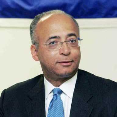 City union backs Thompson, to Bloomberg’s ire