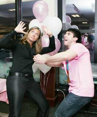 Olympian speaks at SJU about breaking into volleyball