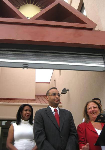 Corona clinic gets boost from Peralta