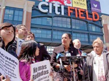 Willets Pt. talks resume, workers claim harassment