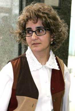 Dentist slay suspect sis’ witness tamper trial begins