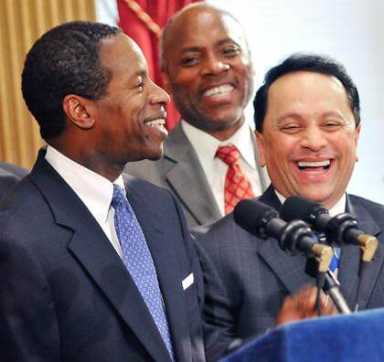 Reunited Dems talk change