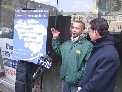 Empty stores plague Queens streets: Weiner