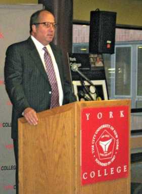 Port Auth. head slams FAA