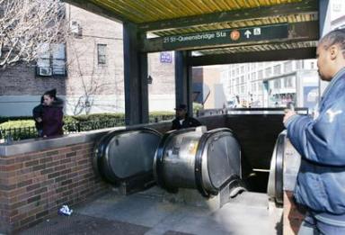Straphanger numbers rise despite fare woes