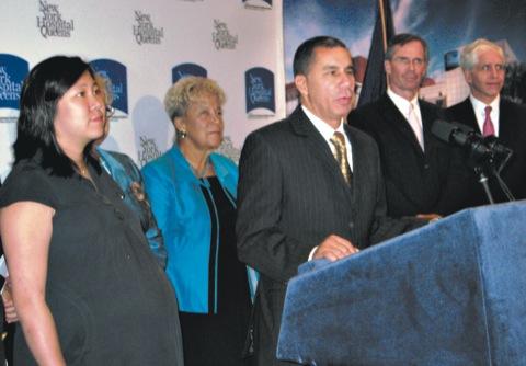Paterson visits NYHQ to announce $30M state grant