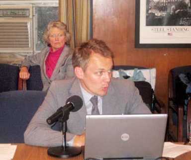 City briefs Borough Board on zoning text amendment