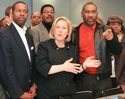 Gillibrand drops in on Queens
