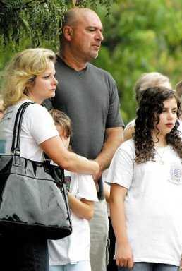 Maspeth residents honor victims of 9/11