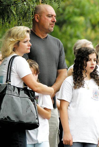 Maspeth residents honor victims of 9/11