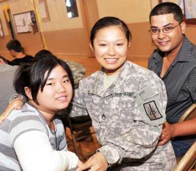 Whitestone Guard troops home after year in Kuwait