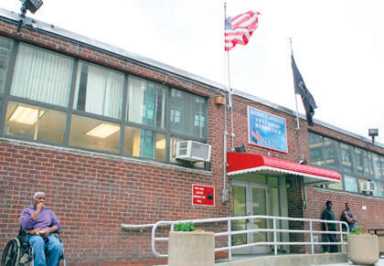 Raid on Borden Ave. shelter left slay suspect to roam