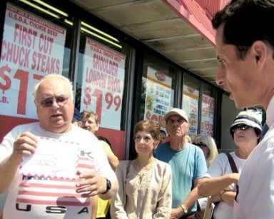 Residents air health care concerns at Weiner talk