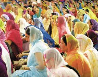 Sikhs flock to Flushing temple for glimpse of holy man