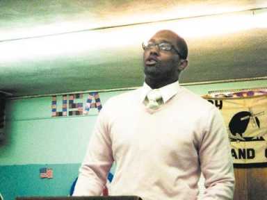 Invalid petitions kick Smalls off city ballot