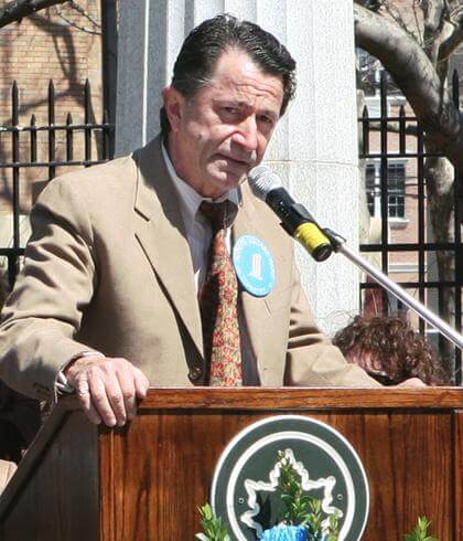 Harassment suit filed vs. ex-CB1 head