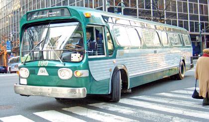 Queens mass transit riders get vintage treat for holidays