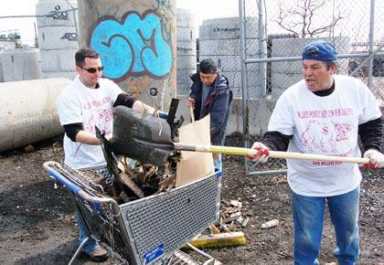 Willets Pt. cleans up despite city sweepers