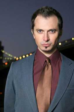 City actors mourn Astoria’s Costacos