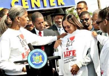 DEATH IN THE STREETS: Smith’s anti-crime grant effort begins in wake of teen’s killing