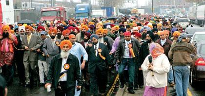 Council coalition calls on MTA to allow Sikhs to wear turbans