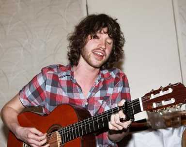 Forest Hills vocalist spreads melody to new learners