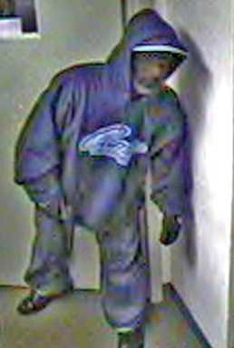 Cops search for Woodside bank robbery suspect