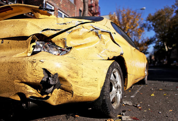 Wild car chase leaves 35th St. all smashed up