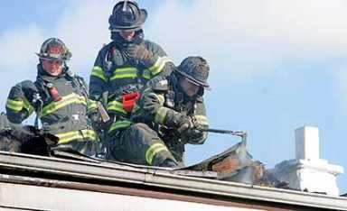 Astoria fire kills pizzeria owner