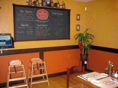 Italian eatery chain opens 1st site in Bayside