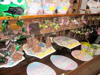 Woodhaven store stays sweet