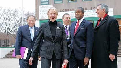 New schools chief tours Hillcrest HS