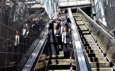 LIC subway station opens
