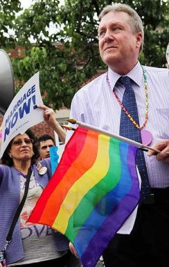 Dromm doles out $250K to immigrant, LGBT groups