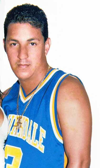 Police searching for sniper who killed Elmhurst father