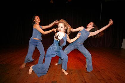 Dancers converge on LIC for fourth Blooms festival