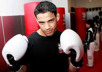 Bayside trainer gears up for Golden Gloves