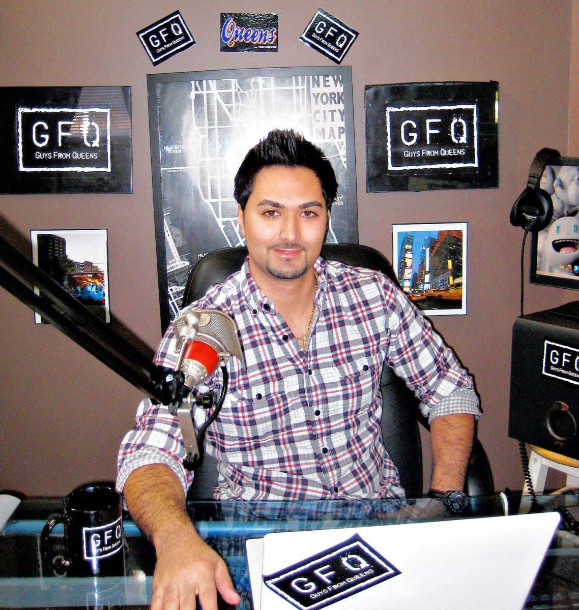 Laid-off Baysider now makes his living by podcasting