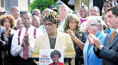 Huntley finds strength after she gets threat