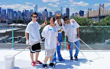 JetBlue keeps its cool by painting LIC white