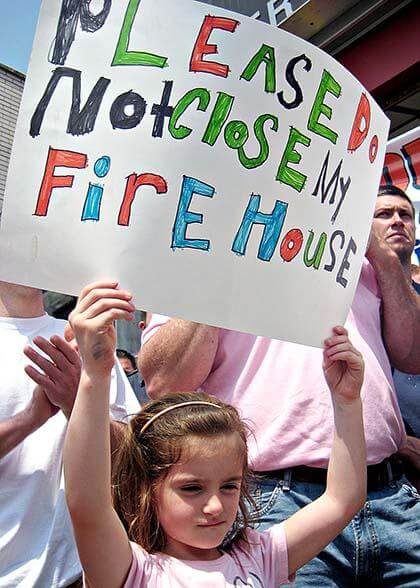 Blissville rallies against closing of Ladder 128