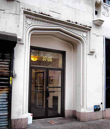 LIC woman targeted Latinos in $1.3M Ponzi scheme: DA