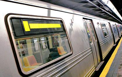 No. 7 subway train cuts will occur at year’s end