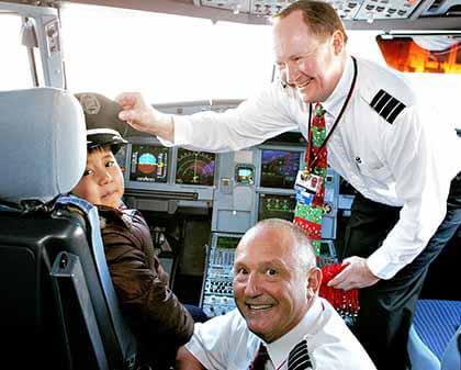 Jetliner to North Pole cheers Cohen kids