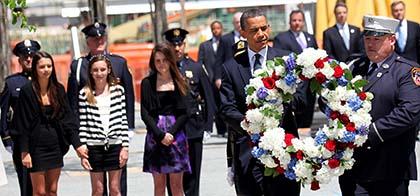 Obama visits WTC, honors 9/11 victims