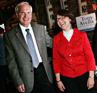 Avella takes the lead over Padavan