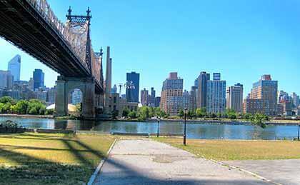 City to repair Queens Seawall along E. River in Long Island City