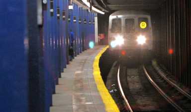 Token clerk claims assault at 36th stop