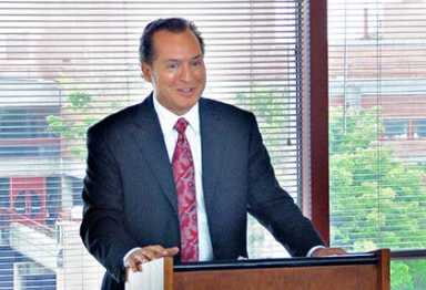 Vallone slams cuts to CUNY scholarships